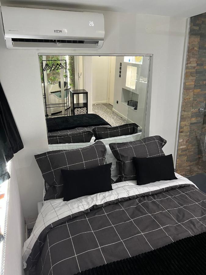 Modern Room With Indoor Shower Near The River - Quarto Moderno Com Duche Interior Proximo Da Ribeira Vila Nova de Gaia Exteriér fotografie